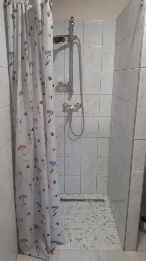 Kis Haz Apartman Залачань Экстерьер фото